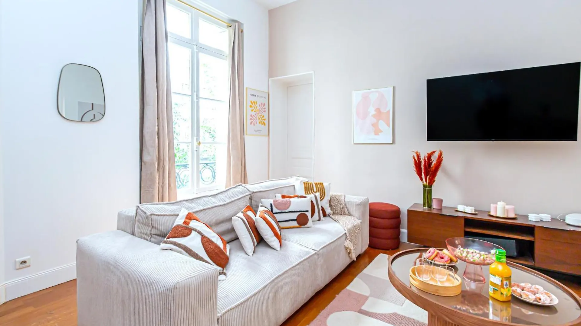 Apartment Agreable Rue De La Pompe Paris